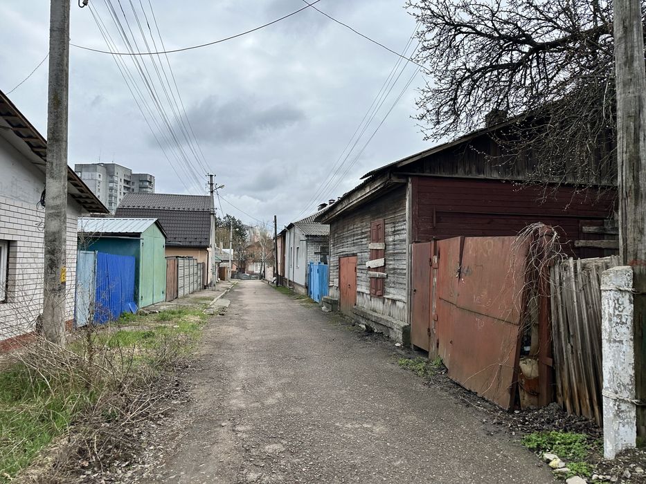 Продаж будинку під реконструкцію в самому центрі