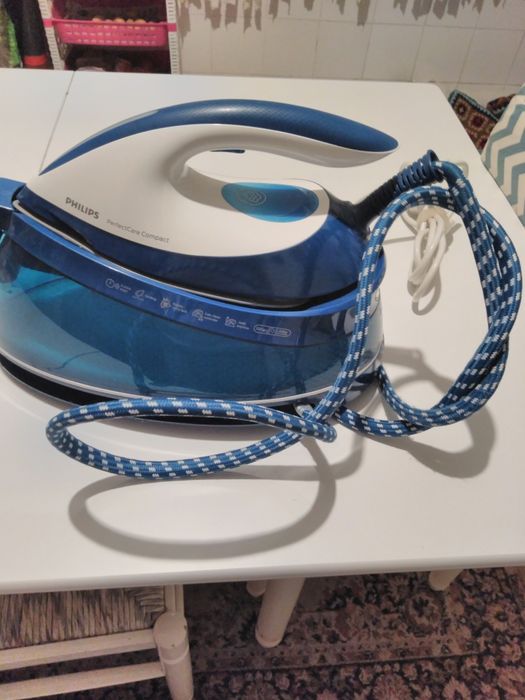 Philips Centro De Engomar GC7840/20 2400w 1.5l Steamglide