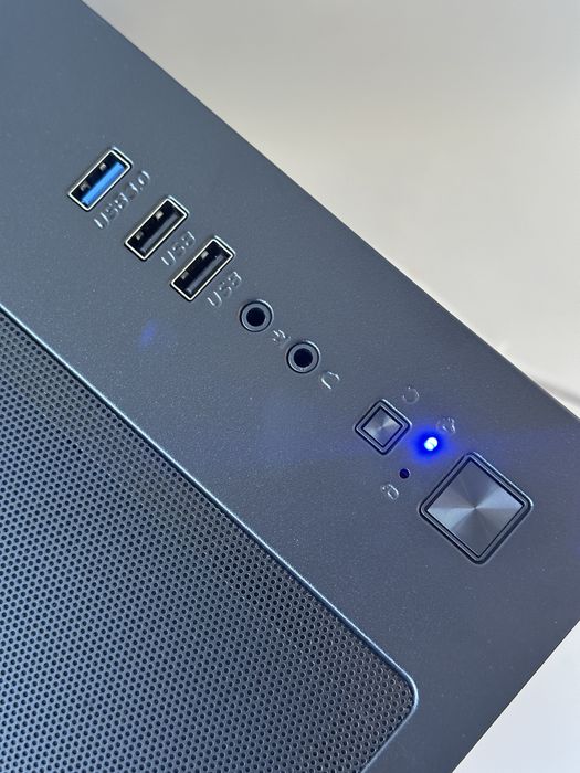 Digital PC Esport Thor | Ryzen 7 7700 + RX9070XT