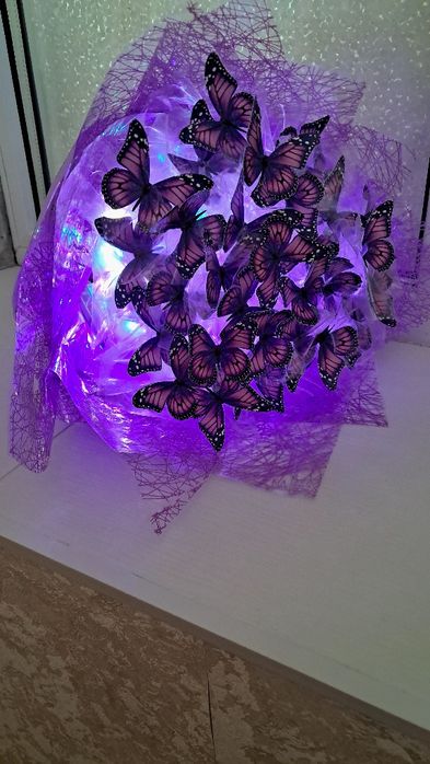 Букет з метеликів