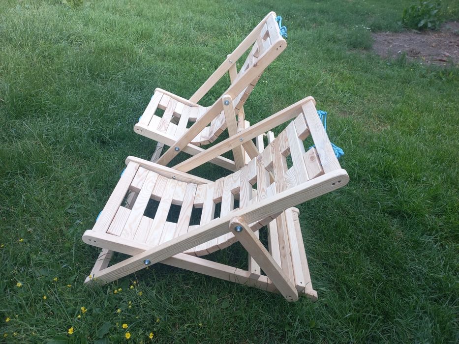 Дерев'яне крісло шезлонг