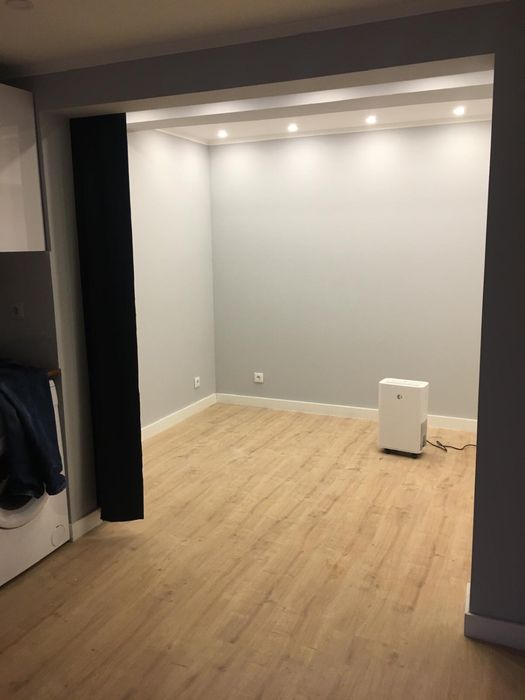 Arrenda-se T0 Centro Alenquer Luz e Água Incluidos