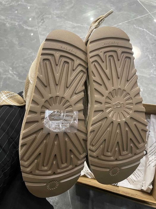 UGG Highmel Niskie śniegowce z grubymi sznurowadłami r.39