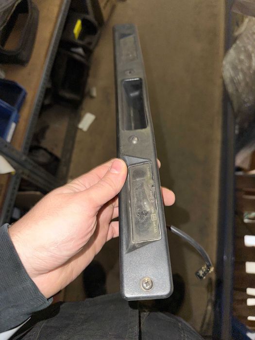 Range rover p38 Luz matricula AMR3020