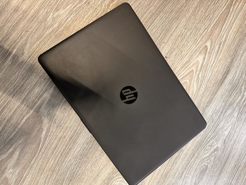 Ноутбук HP 3168ngw intel core i7-7500U