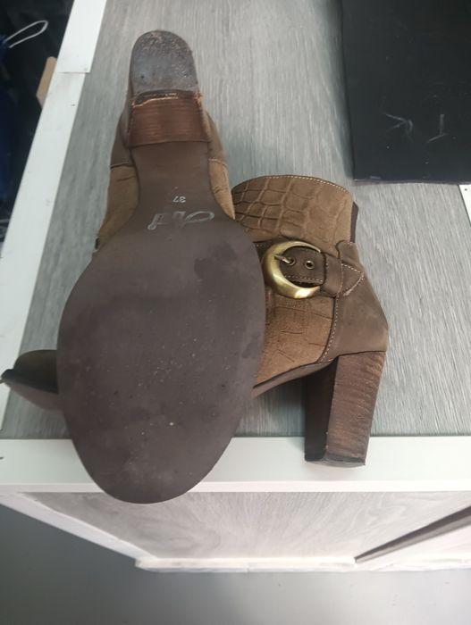 Botins em couro NR 37