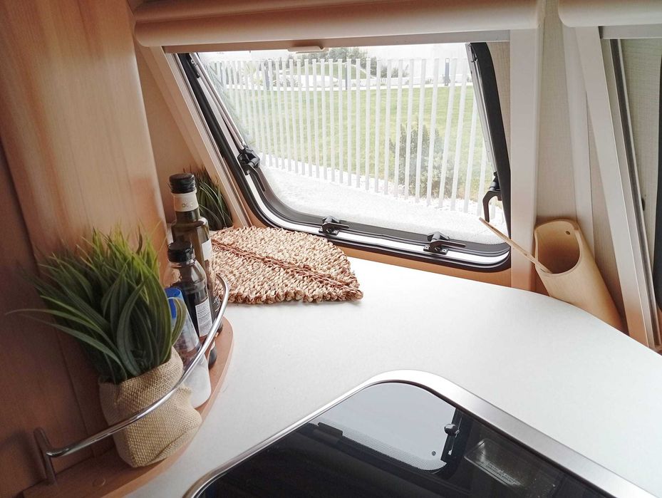 2020 Eriba Touring 320 Caravan *Like New*