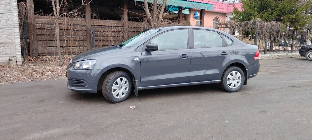 Продам Фольксваген поло стан нового авто