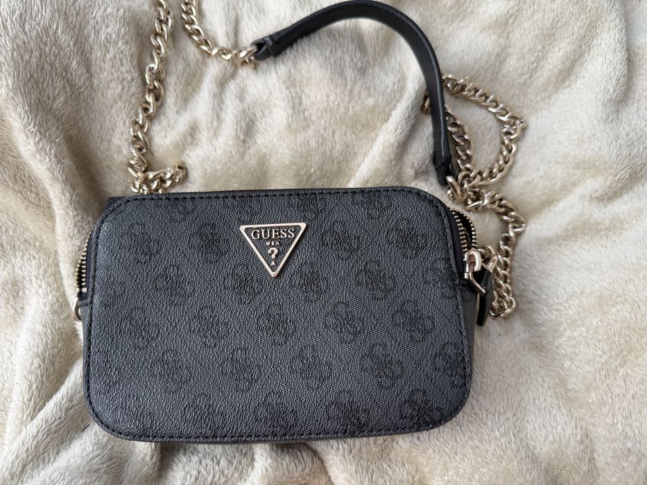 оригінальна сумка Guess Noelle Crossbody Camera