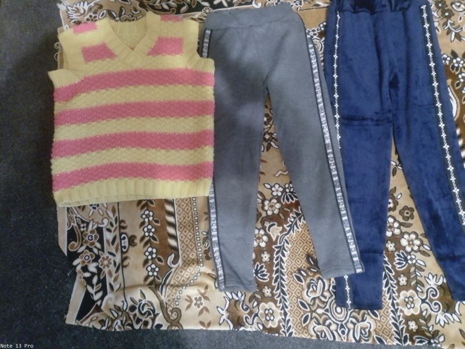 Продам пакет одягу для дівчинки