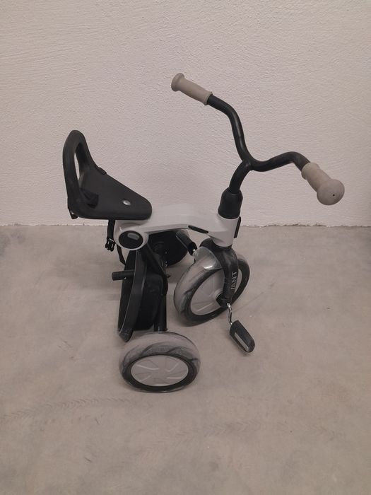 Triciclo com barra