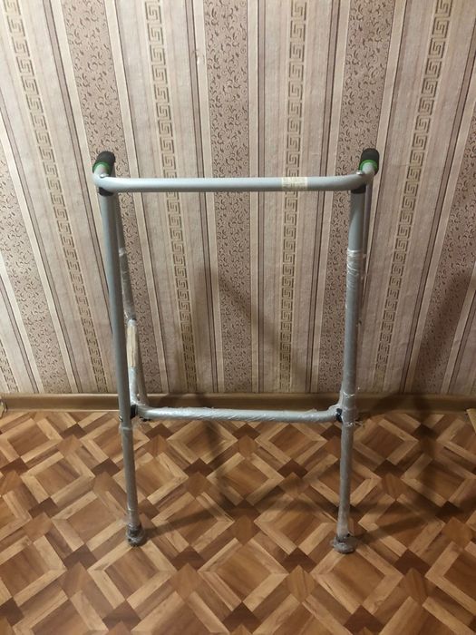 Продам ходунки  у хорошому стані