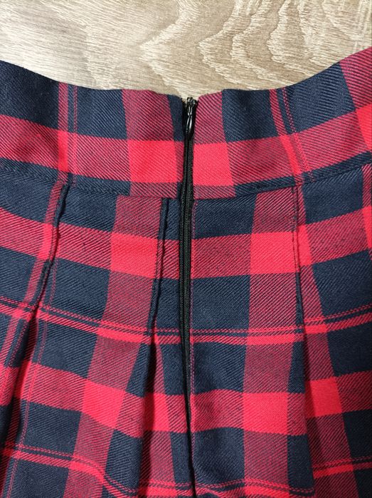 Спідниця в клітинку