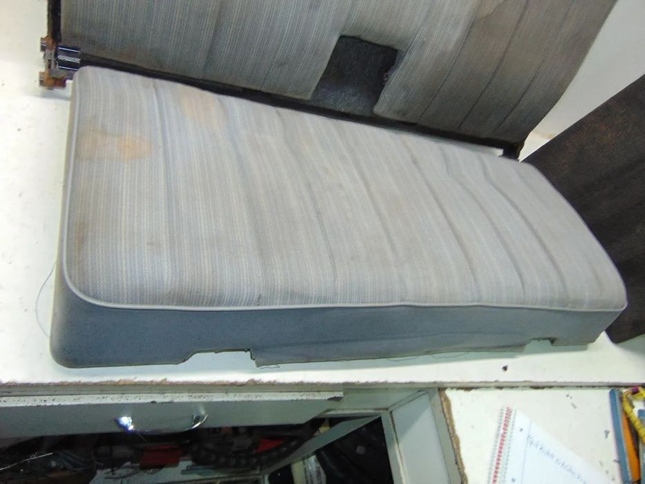 Mercedes W124  6/7º lugares bancos