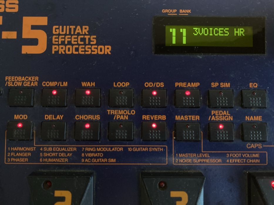 VINTAGE Boss GT5 - em bom estado!