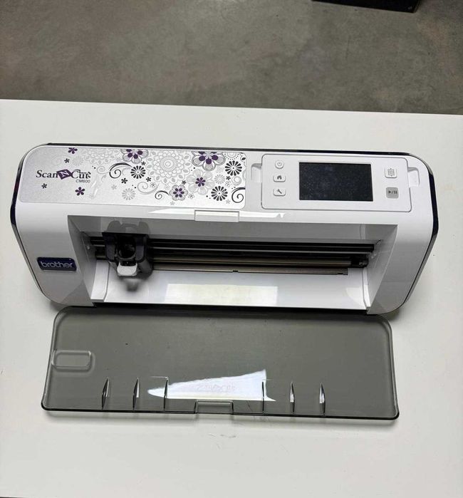 Brother ScanNCut CM 600 - Plóter de corte con escáner
