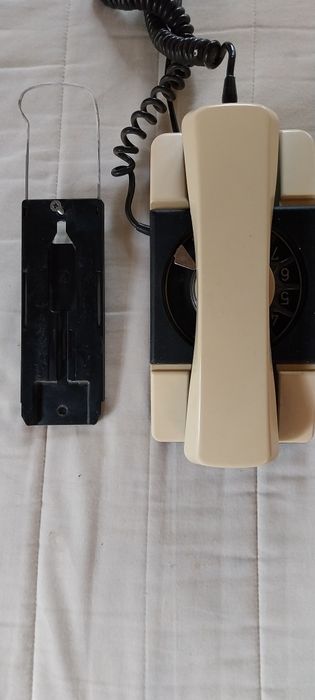 PRL telefon stacjonarny