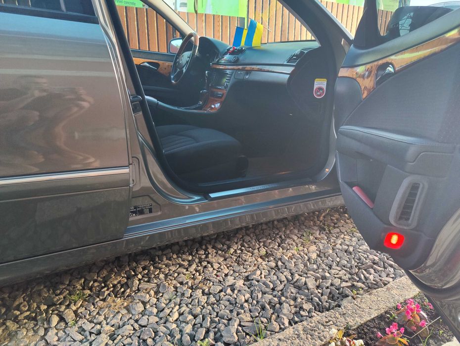 Авто мерседес w 211