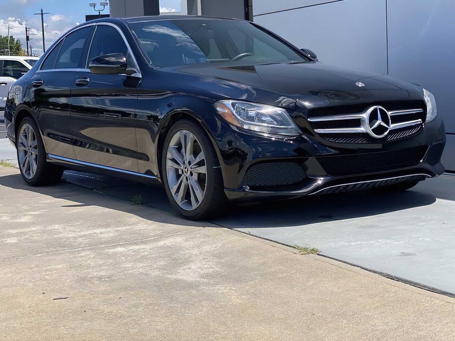 Mercedes-Benz C300      2019