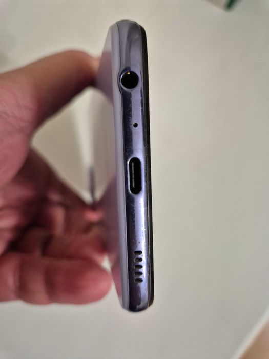 Samsung Galaxy A52 8/256 Gb 6.5" 2400 x 1080"4500 мАч NFC