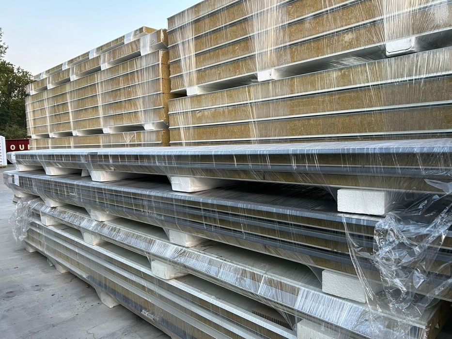 Płyta warstwowa obornicka   pir  100mm. 10 cm Nowa 1 gatunek