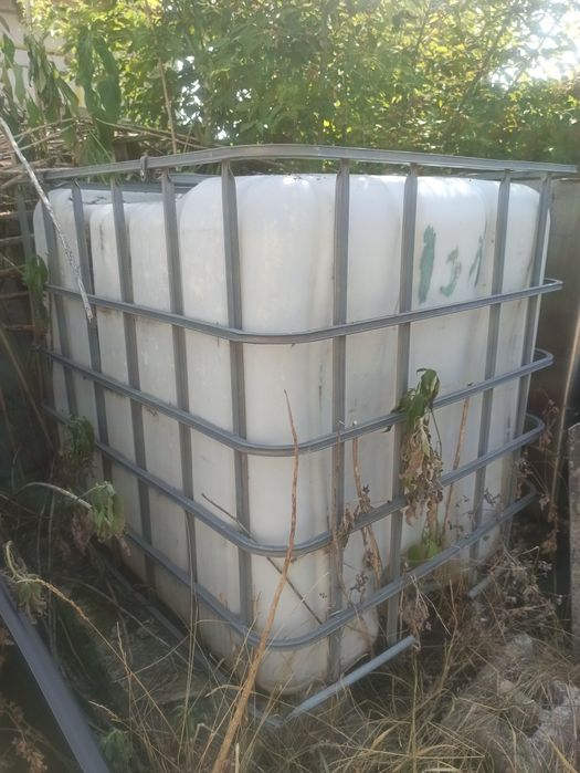 Кубовый бак для воды