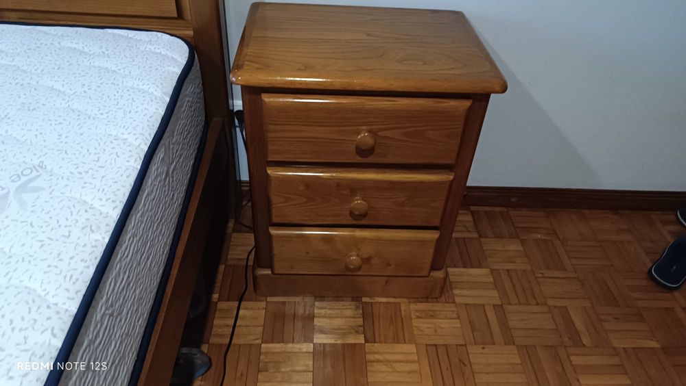 Mobilia de casal Cerejeira