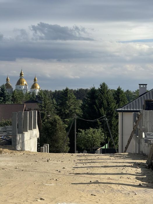Продаж с Бірки сучасного окремо стоячого будинку в житловому масиві