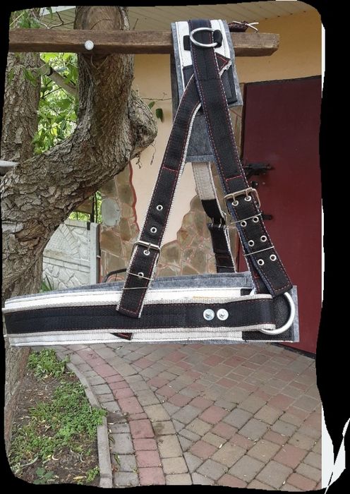 Шлея на коня з пожарного шланга