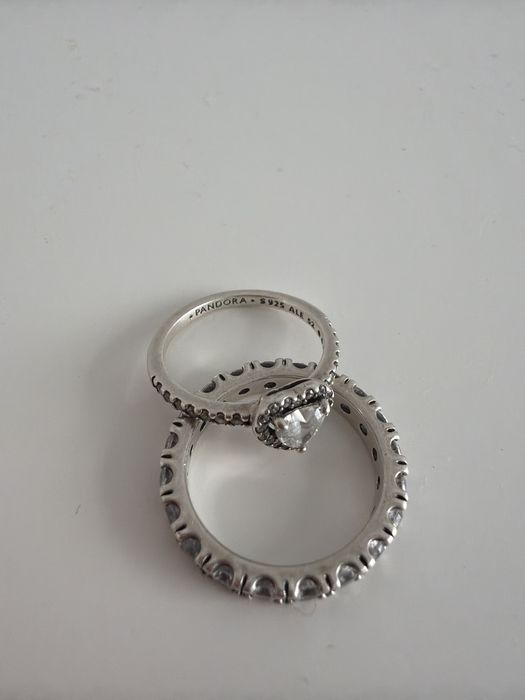 Vendo PAR DE ALIANCA em bom estado