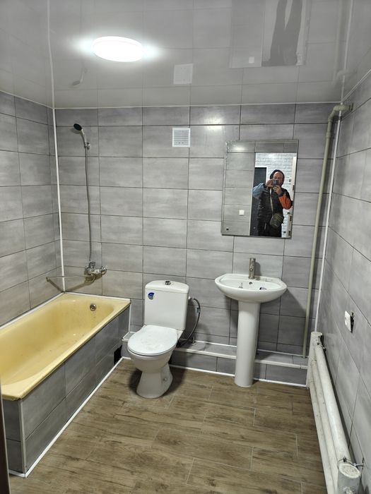 Будинок в селі томилівка