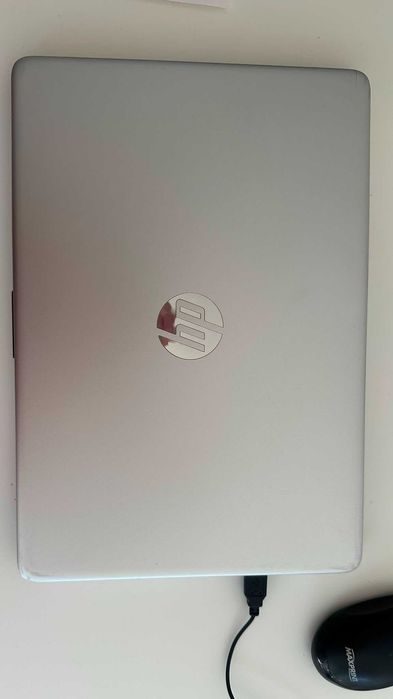 Portatil HP DQ008NP