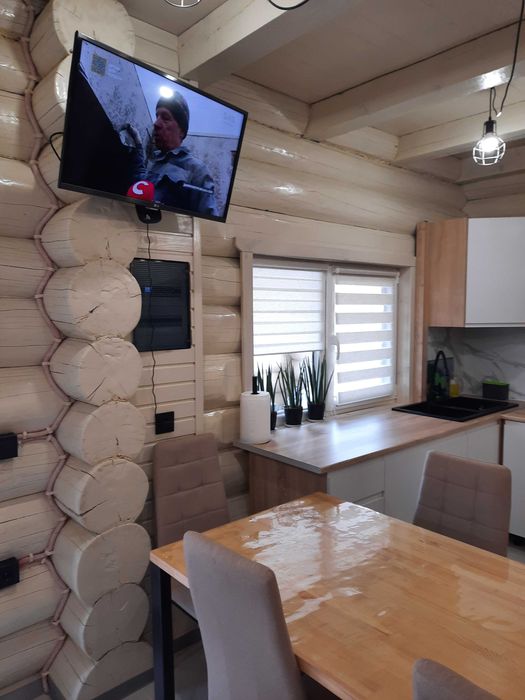 Затишний  будинок у центрі міста подобово посуточно