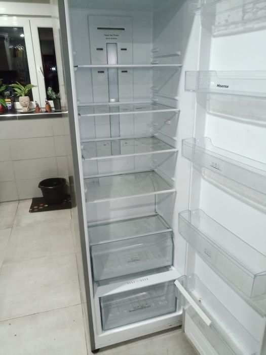 Prateleiras e pega frigorífico Hisense