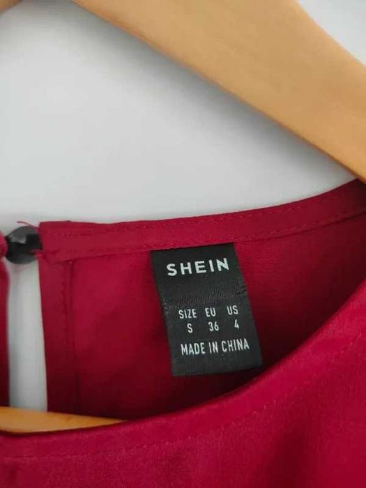 Vestido Bordeaux Shein – Tamanho S (Como Novo)