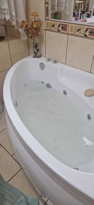 Wanna z hydromasażem