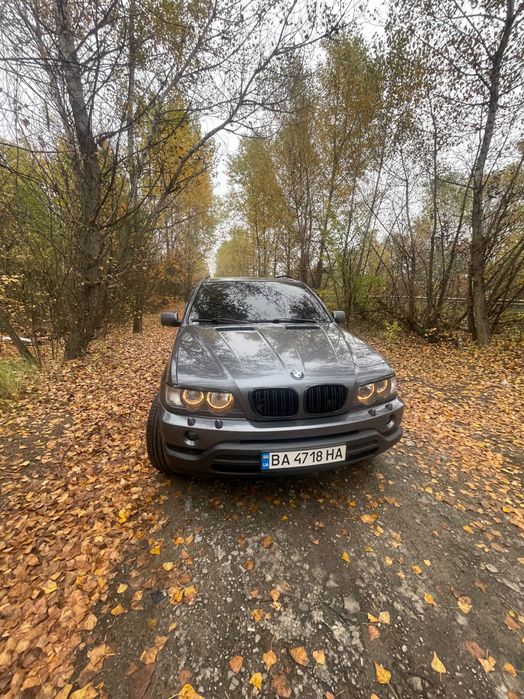 Продам BMW x5 E53