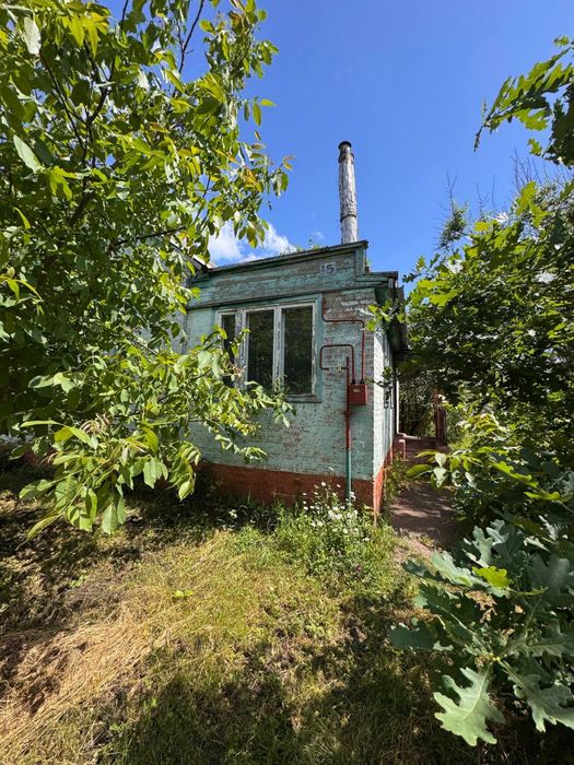 Продаж будинку з приватизованою земельною ділянкою