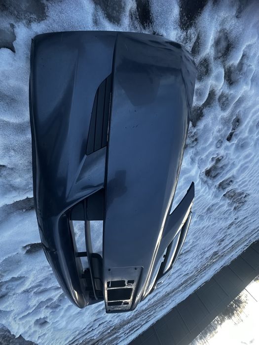 Передній бампер Honda FR-V хонда ФР-В