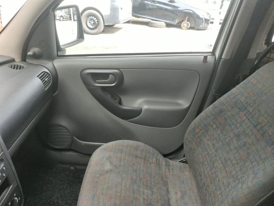 Opel Combo, motor 1.7 isuzu, bom estado geral