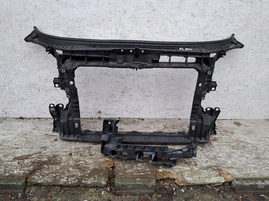 Audi a3 8p lift 2009-12 rok 8p0805594c pas przedni