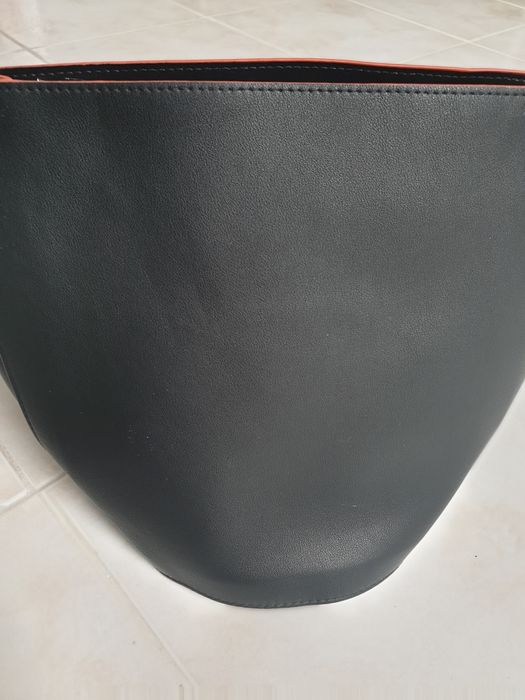 Mala Bucket NOVA