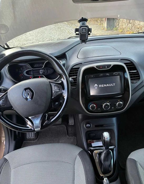 Renault Captur — fotografia 5
