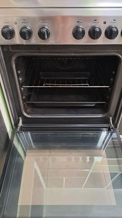 Fogão vitroceramica Indesit
