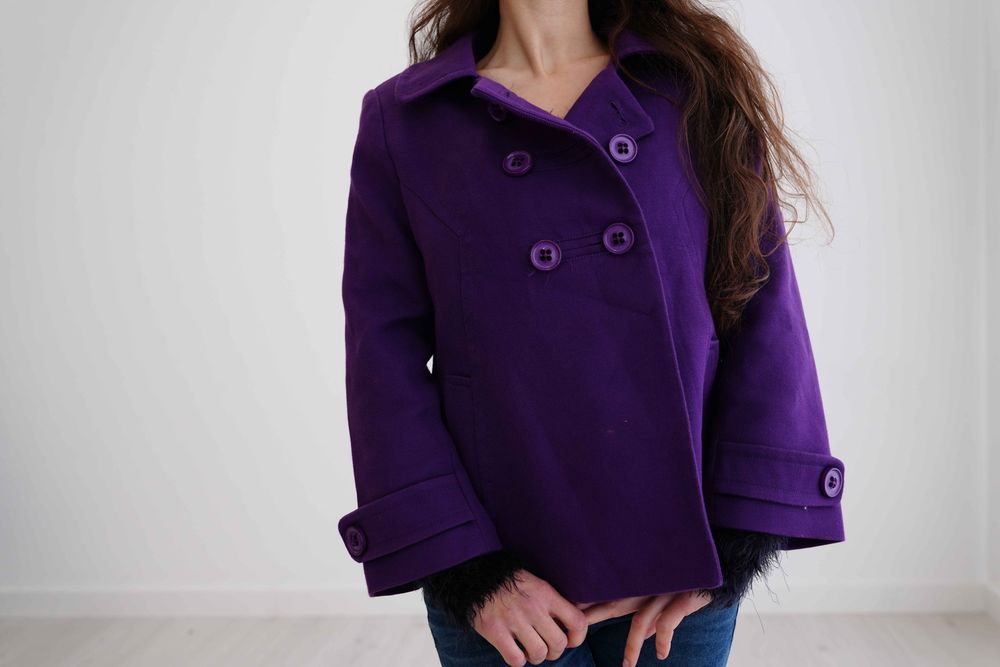 Casaco roxo, Fórmula Jovem, tamanho 34, como novo