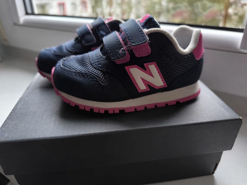 Buty dla dziecka  New Balance rozmiar 21
