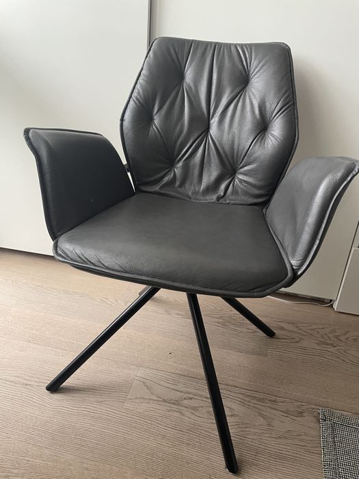 Fotel, krzeslo obrotowe, kolor ciemnoszary