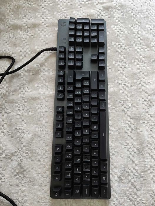 Teclado Gaming LOGITECH G413 (Mecânico - Português - Preto)