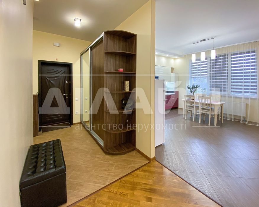 Срочно ! 3х комн 100м2  в ЖК Бородино