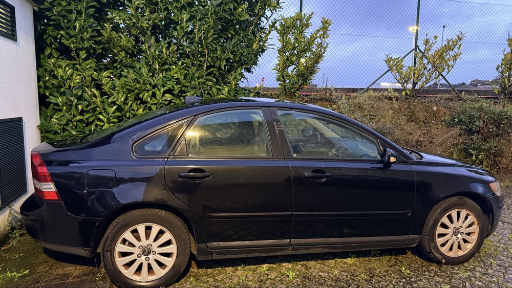Volvo S40 | Ano 2006 | Preto | Para venda no estado em que se encontra